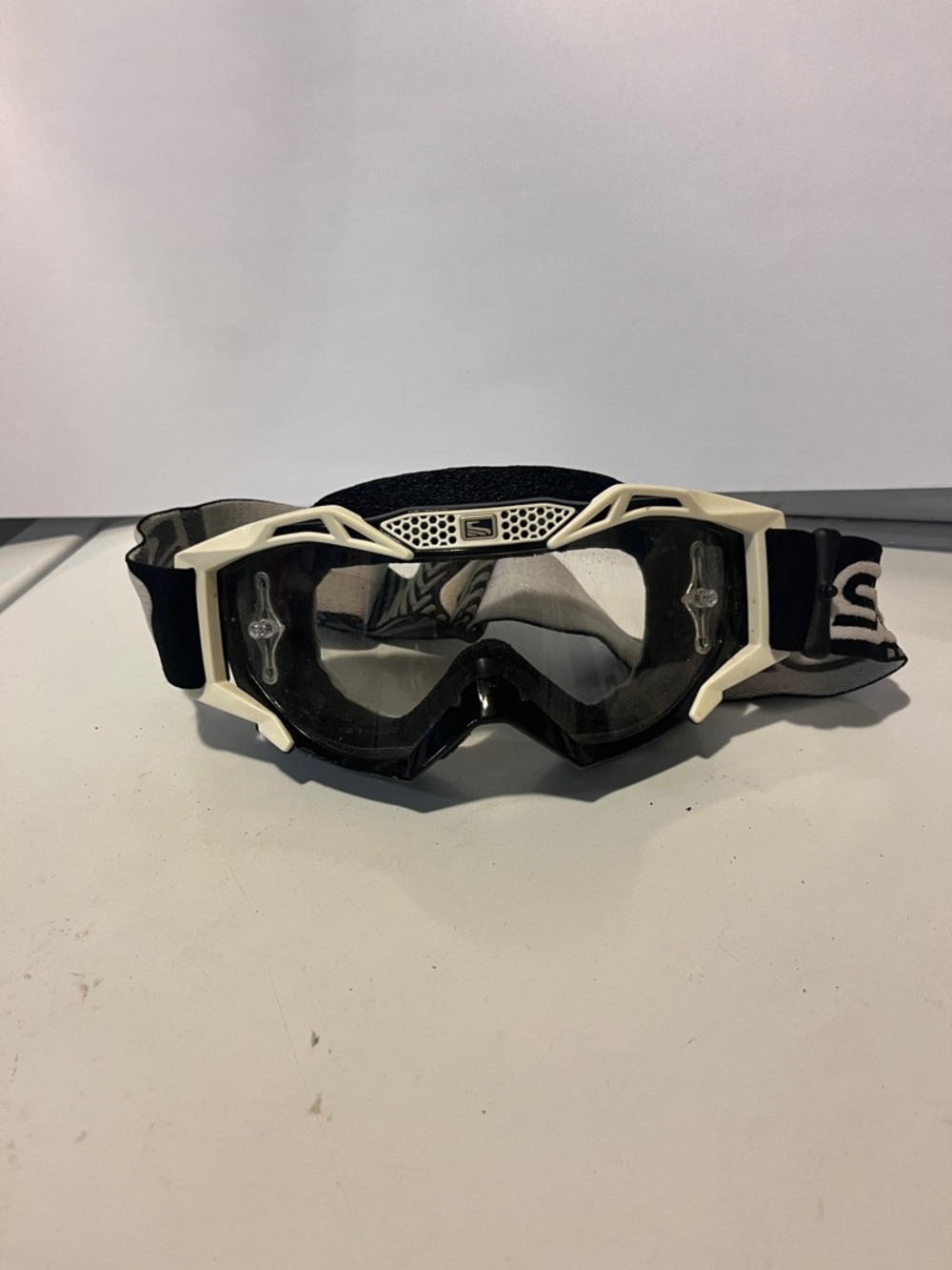 Scott Men's Black and White Protective Goggles
